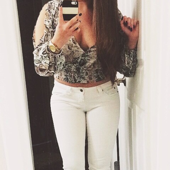 Snakeprint Blouse - Picture 2 of 8